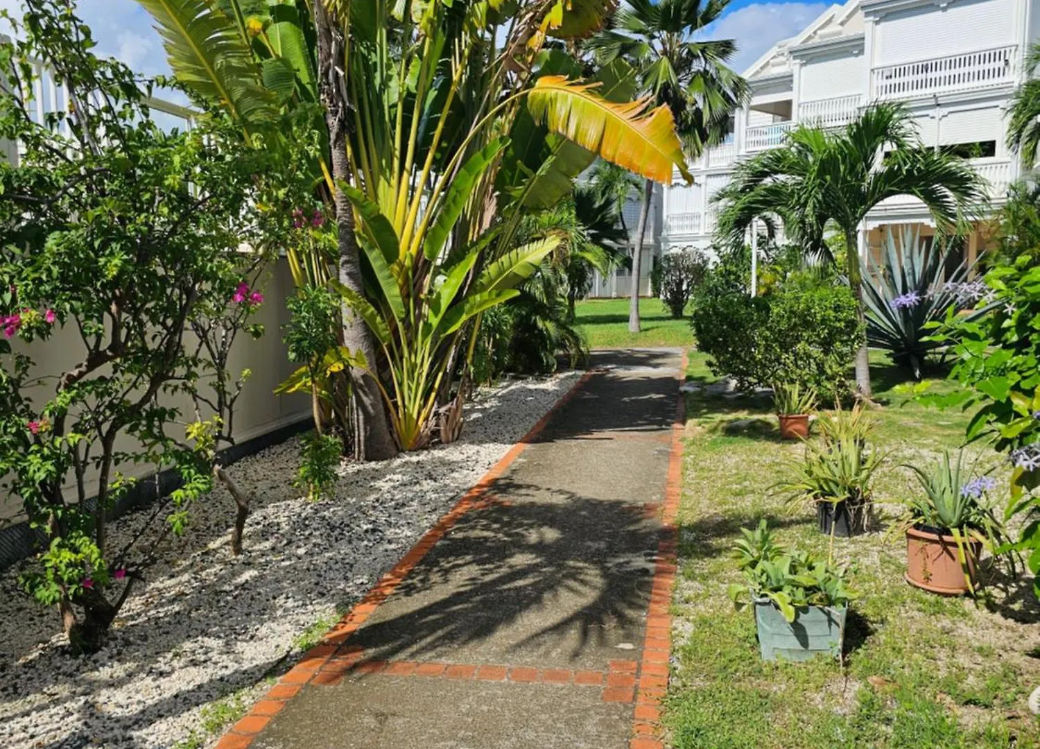 Apartment Hoani Sur La Plage, Piscine Sandy Ground